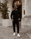 Bluzka męska longsleeve OLAVOGA MINIMALIST MAN czarna - maWer Fashion