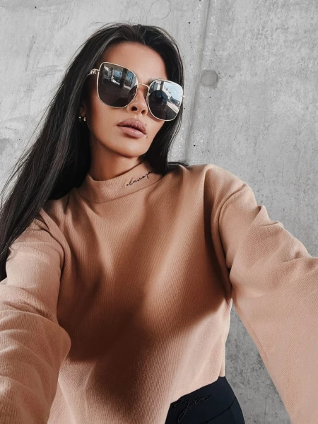Sweter damski OLAVOGA ENNA 2023 beż  -  maWer Fashion