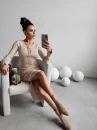 Sukienka OLAVGA OMIKO 2023 beżowa -  maWer Fashion