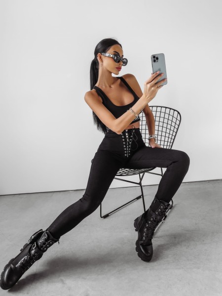 Spodnie damskie OLAVOGA LEA 2024 czarne  – maWer Fashion