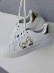 Buty sneakersy damskie z brokatowym sercem LA826