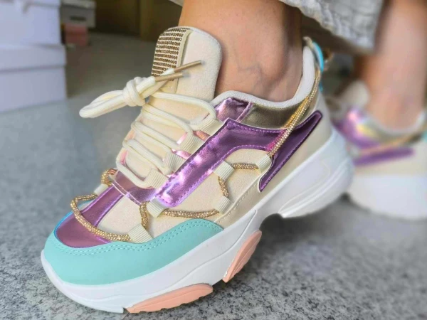 Buty sneakersy damskie z ozdobnym sznurowaniem LY80 - mawer Fashion