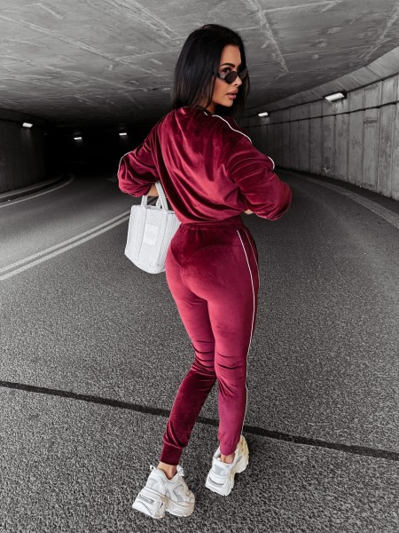 Welurowy komplet damski OLAVOGA DRESSY bordo - maWer Fashion