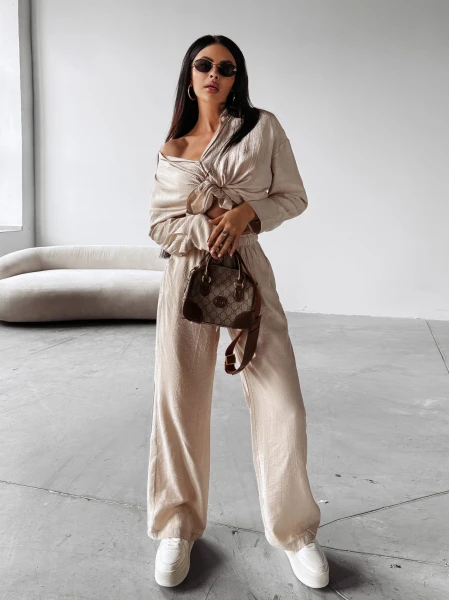 Komplet damski OLAVOGA SERENE 2025 jasny beż – maWer Fashion
