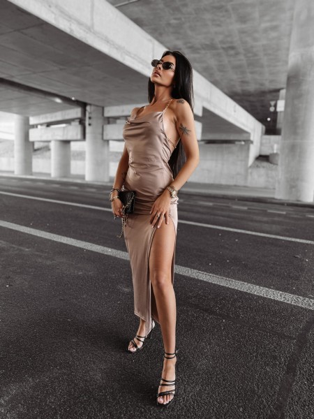 Sukienka damska OLAVOGA MUZA 2025 beżowa - maWer Fashion