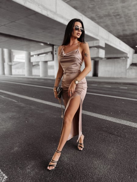 Sukienka damska OLAVOGA MUZA 2025 beżowa - maWer Fashion