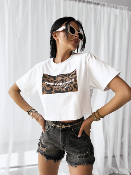 T-shirt damski OLAVOGA CITY 2025 biały - maWer Fashion