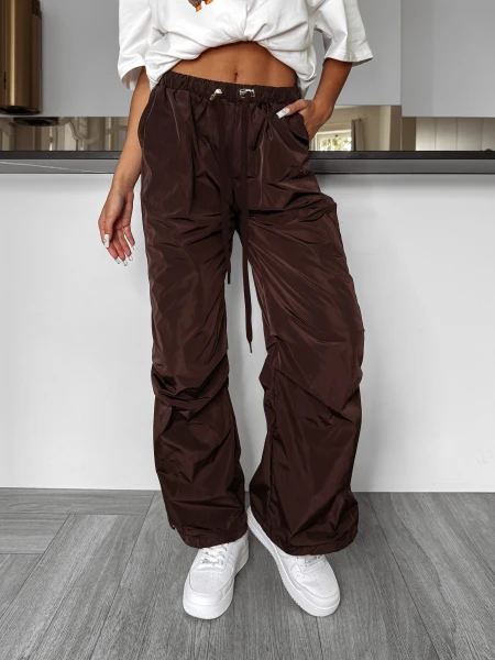 Spodnie damskie OLAVOGA ACORN 2025 brąz - mawer Fashion