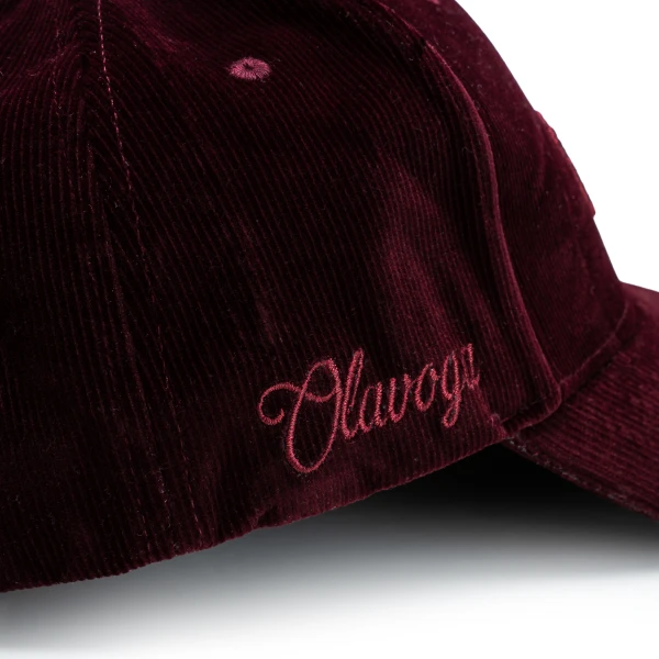 Czapka damska OLAVOGA VIROIC 2025 bordo - maWer Fashion