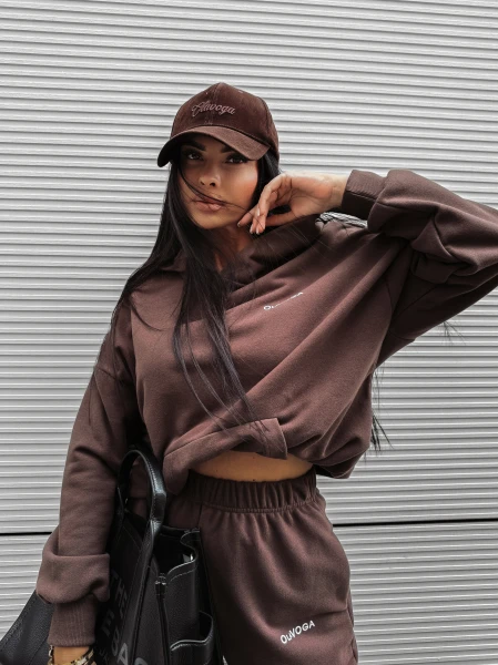 Czapka damska OLAVOGA VIROIC 2025 brąz - maWer Fashion