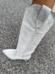 Buty kowbojki damske OLAVOGA POINT 2025 beż - maWer Fashion