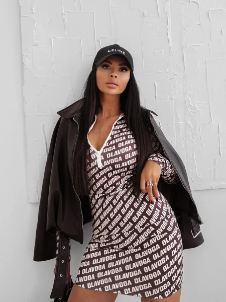 Sukienka OLAVOGA MOON GLORY 2025 brąz z beżem - maWer Fashion