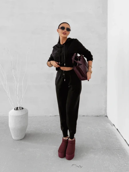 Komplet damski OLAVOGA BOSSIE 2025 czarny - maWer Fashion