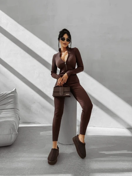 Kombinezon damski OLAVOGA NEXTION 2025 brązowy- maWer Fashion