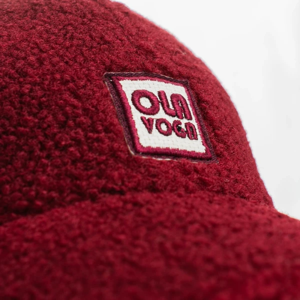 Czapka damska OLAVOAGA SAAL 2025 bordo - maWer Fashion