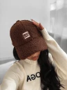 Czapka damska OLAVOAGA SAAL 2025 brąz - maWer Fashion