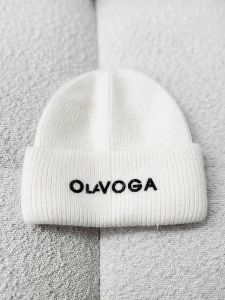 Czapka damska OLAVOGA MEDINA 2025 ecru - mawershop