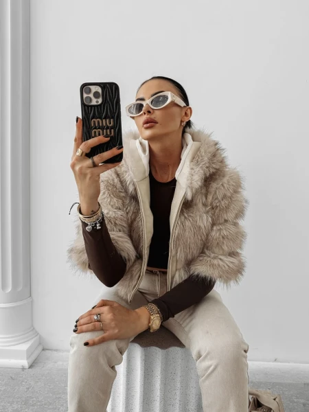 Futrzana kurtka damska OLAVOGA LANIKA 2025 jasny beż - mawershop