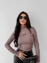 Bluzka damska OLAVOGA DREAMSCAPE latte - maWer Fashion