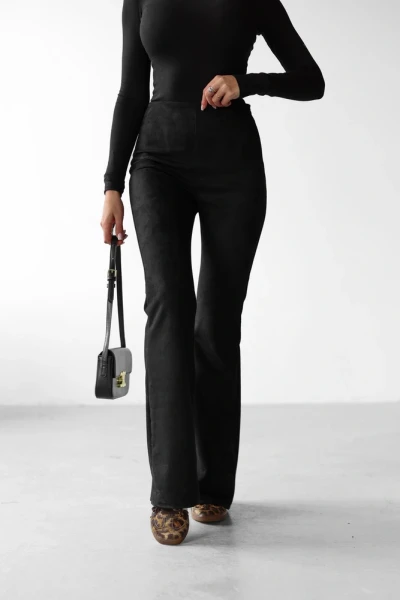 Spodnie damskie OLAVOGA ZENO 2025 czarne  - maWer Fashion