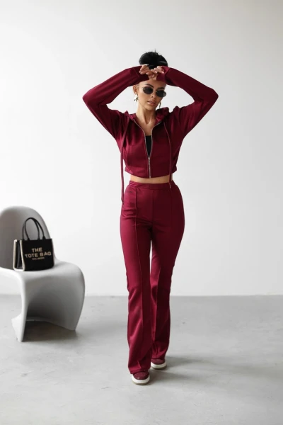 Komplet damski OLAVOGA TUTO 2025 bordo - maWer Fashion