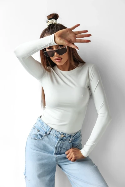 Bluzka damska OLAVOGA BASIT 2025 ecru - maWer Fashion