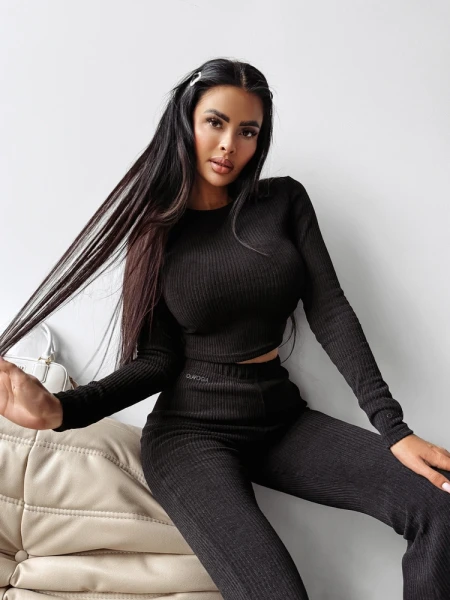 Komplet damski OLAVOGA BRANCH 2025 czarny - maWer Fashion