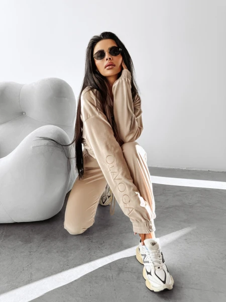 Komplet damski OLAVOGA LAGOS 2025 beż - maWer Fashion