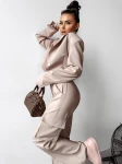 Komplet damski OLAVOGA MOHITO 2025 beżowy - maWer Fashion