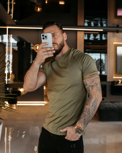 T-shirt męski OLAVOGA RAYSIER 2026 khaki - maWer Fashion