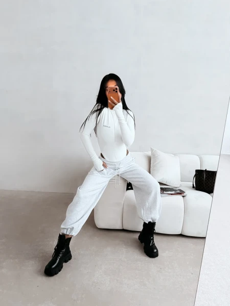 Body OLAVOGA ESSENTIAL 2026 ecru - maWer Fashion