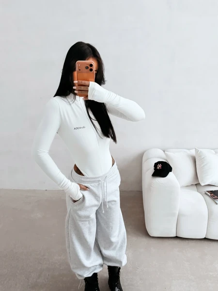 Body OLAVOGA ESSENTIAL 2026 ecru - maWer Fashion