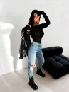 Bluzka damska OLAVOGA NELA 2026 czarna - maWer Fashion