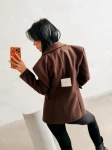 Marynarka damska OLAVOGA HUSH 2026 brąz - maWer Fashion