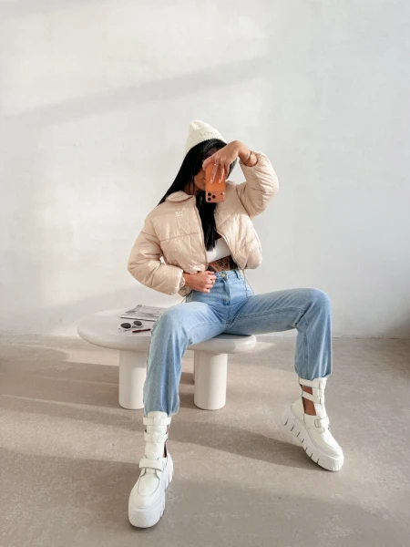 Kurtka damska OLAVOGA YUE SPRING 2026 beżowa - maWer Fashion