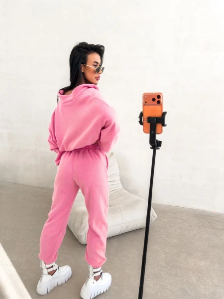 Komplet damski OLAVOGA COZIER 2026 pudrowy róż - maWer Fashion