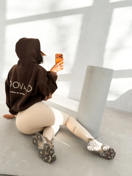 Legginsy damskie OLAVOGA FLEXIBLE 2026 beż - maWer Fashion