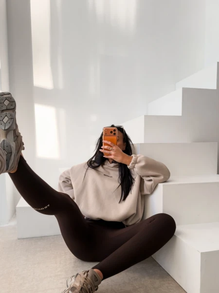 Legginsy damskie OLAVOGA FLEXIBLE 2026 brąz - maWer Fashion