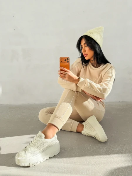 Polarowy komplet damski OLAVOGA LENTO 2026 beż - maWer Fashion