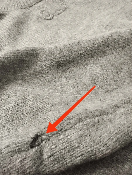 OUTLET Sweter damski OLAVGA LEILA ciemnoszary - produkt ze skazą