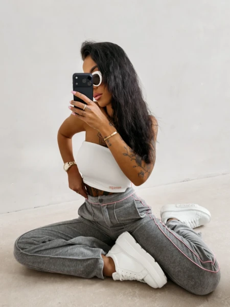 Top damski OLAVOGA LEYA 2026 ecru - maWer Fashion