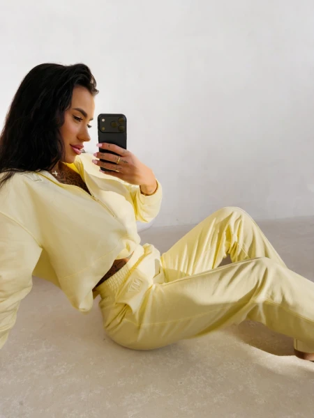 Komplet damski OLAVOGA BLOOM 2026 żółty - maWer Fashion