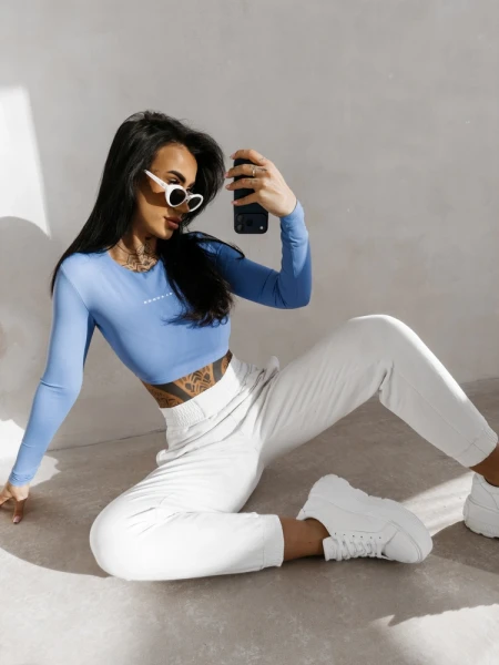 Bluzka damska OLAVOGA VIRA 2026 indygo - maWer Fashion