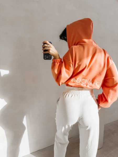 Bluza damska OLAVOGA NERIN 2026 brzoskwiniowa - maWer Fashion