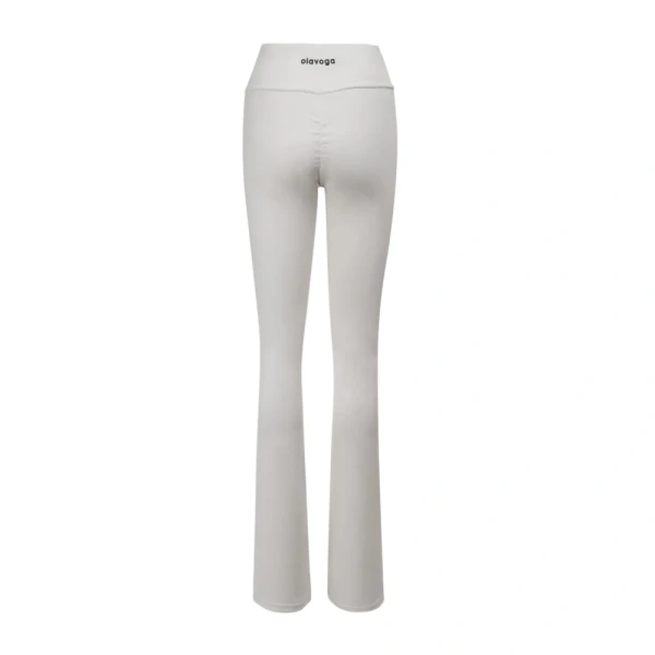 Komplet damski OLAVOGA CALMIN 2026 ecru - maWer Fashion