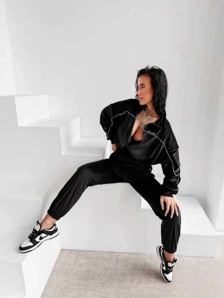 Komplet damski OLAVOGA RIFMO 2026 czarny - maWer Fashion