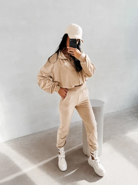 Komplet damski OLAVOGA RIFMO 2026 beżowy - maWer Fashion