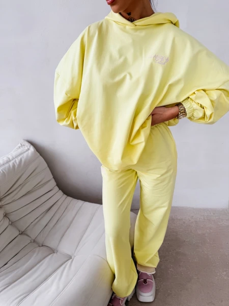 Komplet damski OLAVOGA ZESTY 2026 żółty - maWer Fashion
