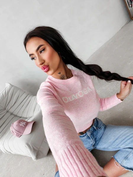 Sweter damski OLAVOGA ZAIO 2026 pudrowy róż - maWer Fashion