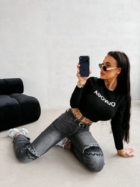 Sweter damski OLAVOGA ZAIO 2026 amarant- maWer Fashion